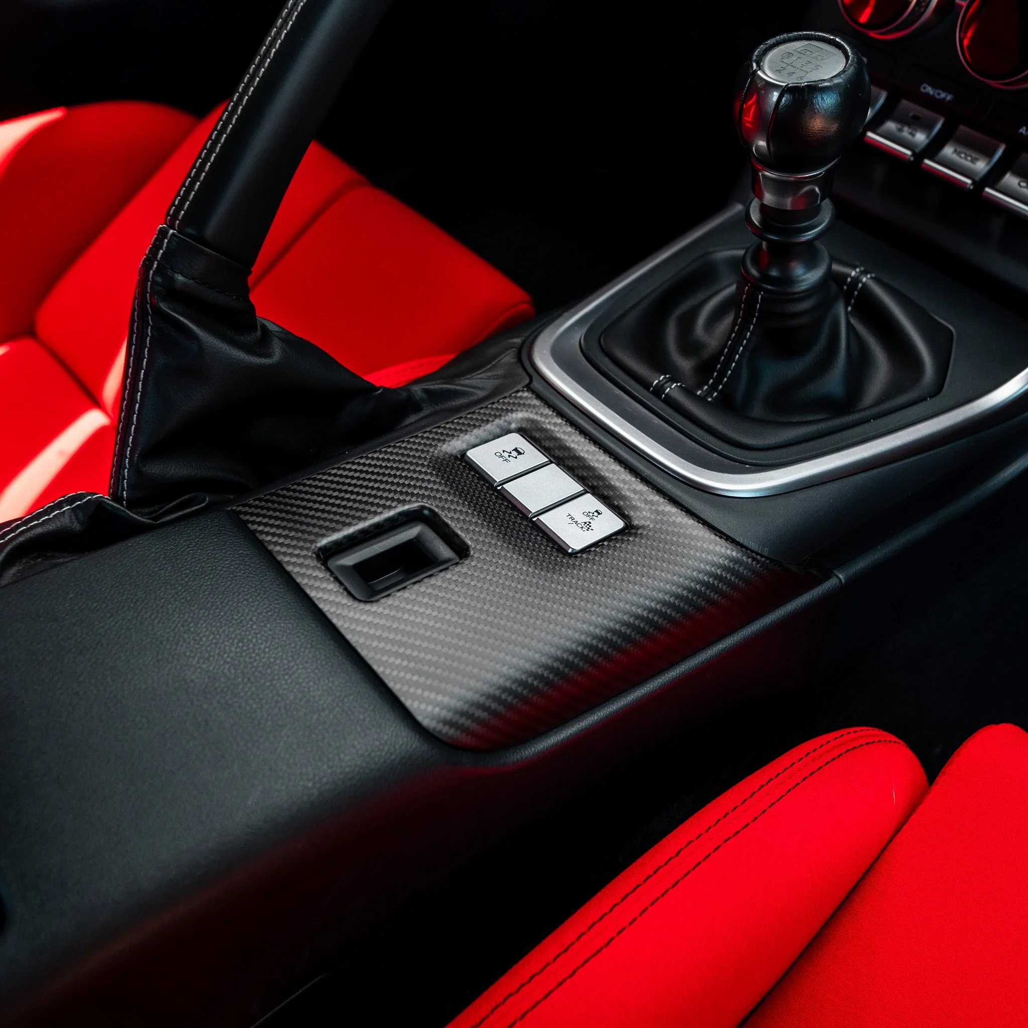 Driven.Media Carbon Fiber Center Console Cover - 2022+ Toyota GR86 / Subaru BRZ - Image 7